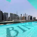 Private Pool Penthouse, Downtown