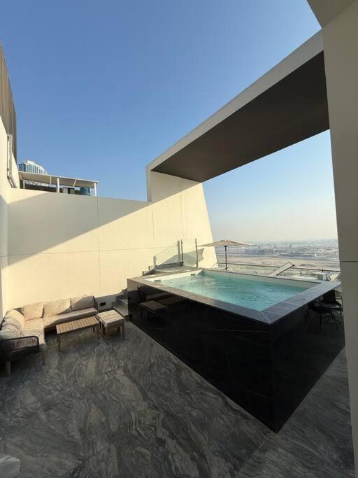 Private Pool Penthouse, Downtown Apartment