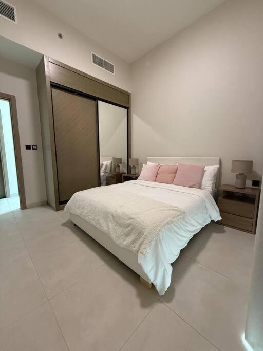 Private Pool Penthouse, Downtown Apartment Dubai