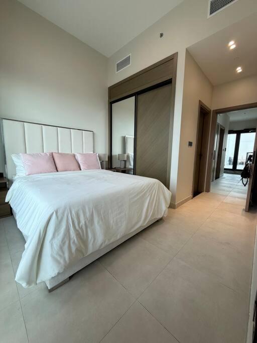 Private Pool Penthouse, Downtown *