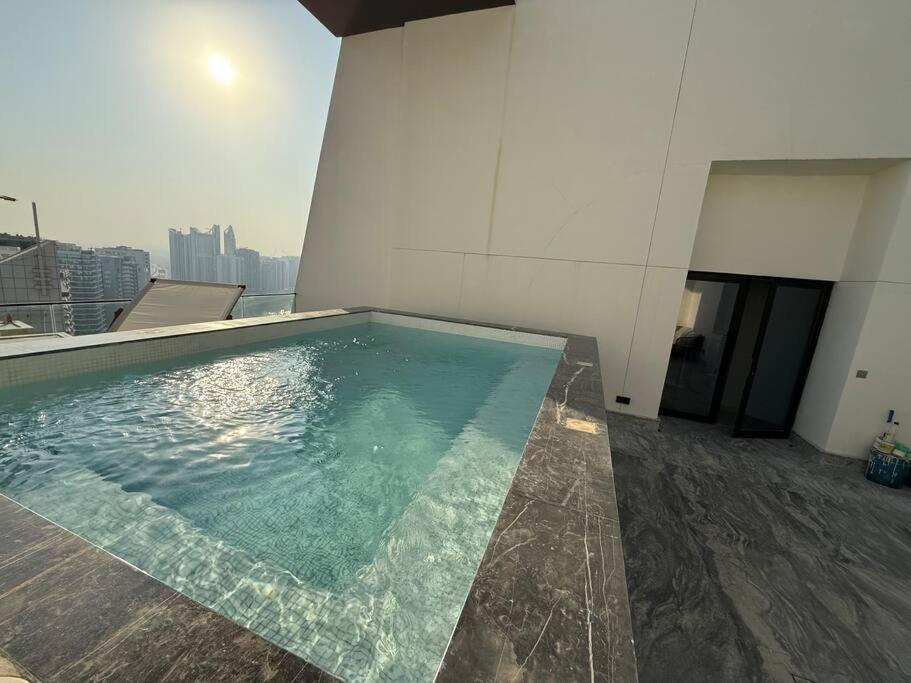 Apartment Private Pool Penthouse, Downtown